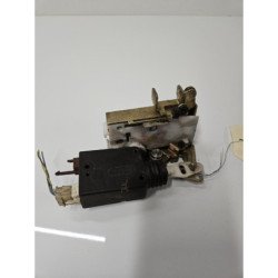 Serrure Avant Droit Citroen Saxo Phase 1